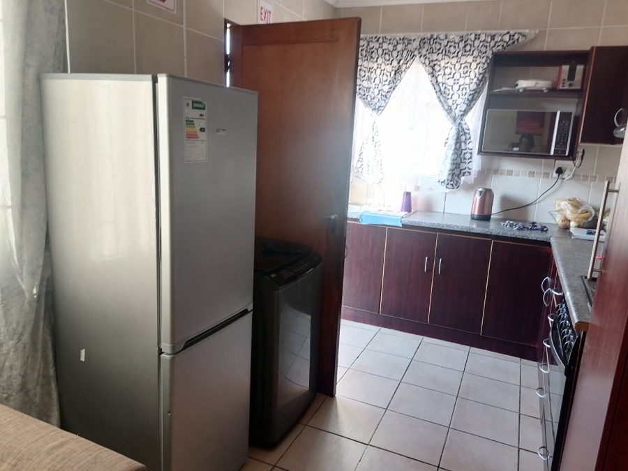 To Let 3 Bedroom Property for Rent in Vista Park Free State